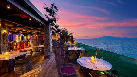 2800_08 - The Club House Restaurant - Porto Zante.jpg